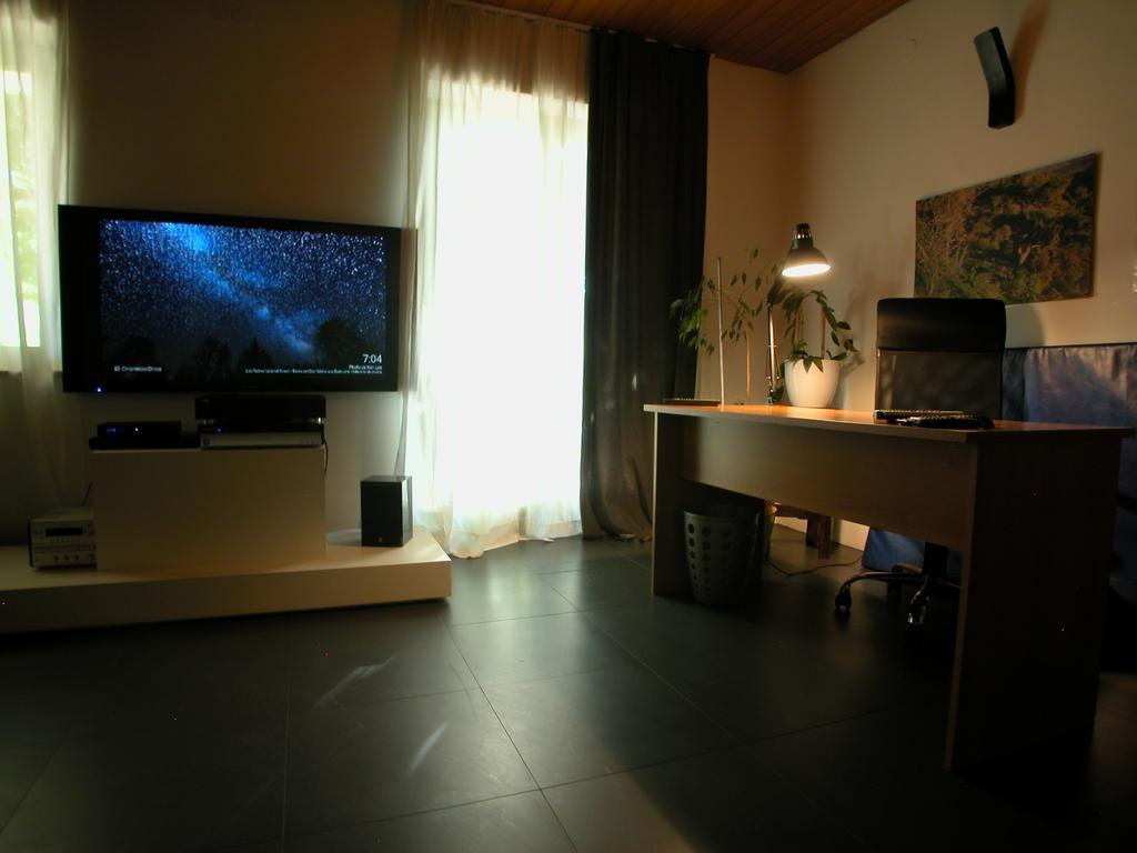 Diana'S Place Pula Bagian luar foto