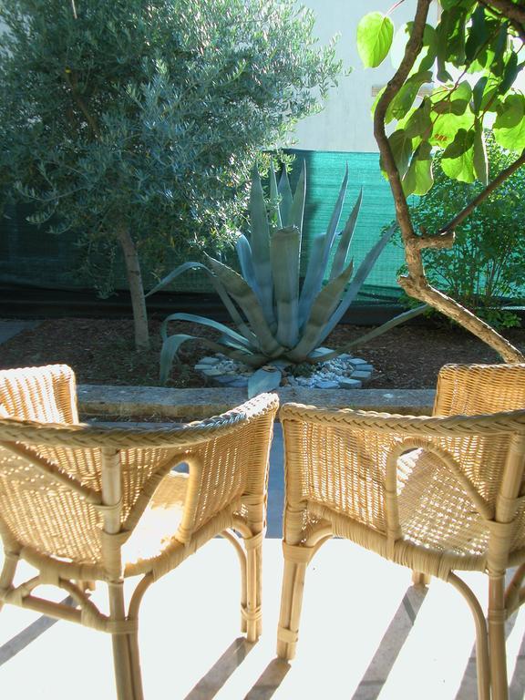 Diana'S Place Pula Bagian luar foto